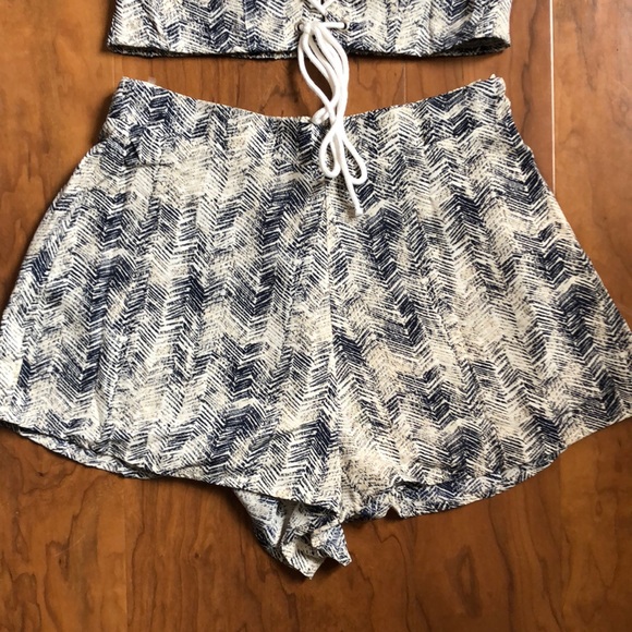 Forever 21 | S | Lace-Up Two Piece Set - Picture 3 of 5
